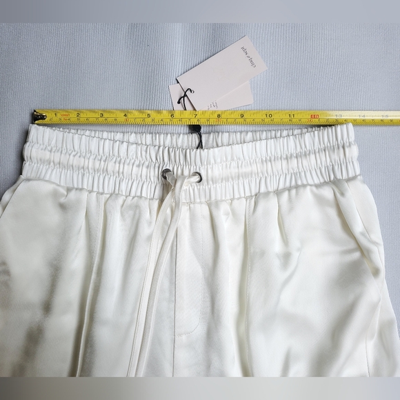 NWT$395 Cinq a Sept Sarie High Rise Cargo Pocket Ivory Track Pants Trousers Sz S - Picture 10 of 16